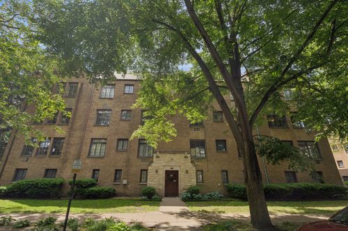 f2-724 Noyes St, Evanston, IL, 60201-2847 | Card Image