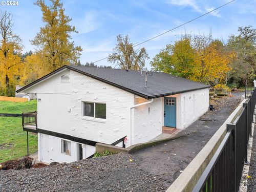 12205 Se 19th Ave, Milwaukie, OR, 97222-7890 | Card Image
