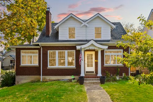 357 Crescent Ave, Winchester, KY, 40391-2407 | Card Image