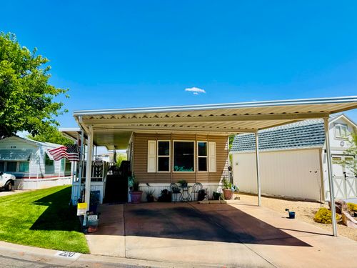 220-1160 E Telegraph St, Washington, UT, 84780-1882 | Card Image