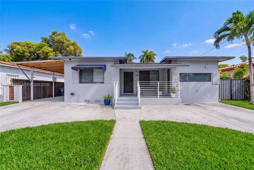 2360 Sw 2nd St, Miami, FL, 33135-1519 | Card Image