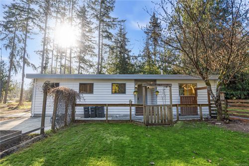 1007 Fabrick Dr, Qualicum Beach, BC, V9K1M9 | Card Image