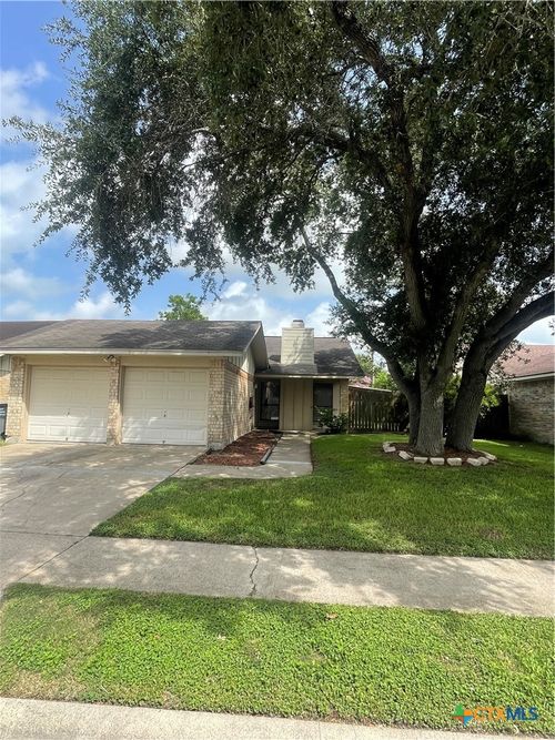 513 Camelot Dr, Victoria, TX, 77901-4553 | Card Image