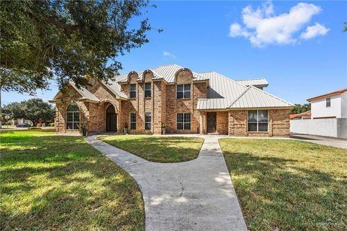 2001 Fair Oaks Dr, Mission, TX, 78574-2000 | Card Image