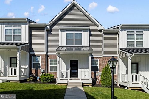 428 Hurst St, BRIDGEPORT, PA, 19405-1538 | Card Image