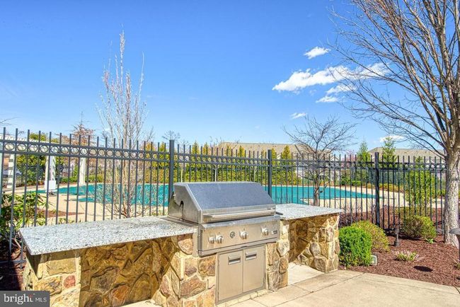 APT-406 - 44589 York Crest Ter, Condo with 3 bedrooms, 2 bathrooms and null parking in ASHBURN VA | Image 49
