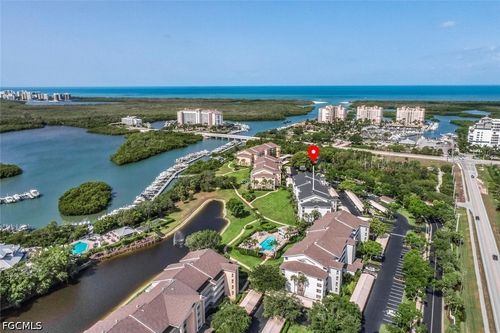 305-340 Horse Creek Dr, NAPLES, FL, 34110-6037 | Card Image