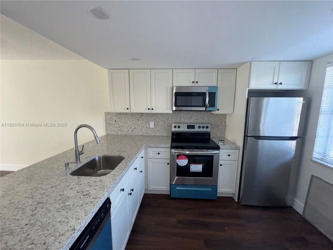 APT-207R - 3776 Inverrary Blvd, Condo with 2 bedrooms, 2 bathrooms and null parking in Lauderhill FL | Image 4