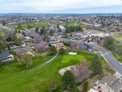 241 Pinetree Ln, Richland, WA, 99352-8410 | Card Image