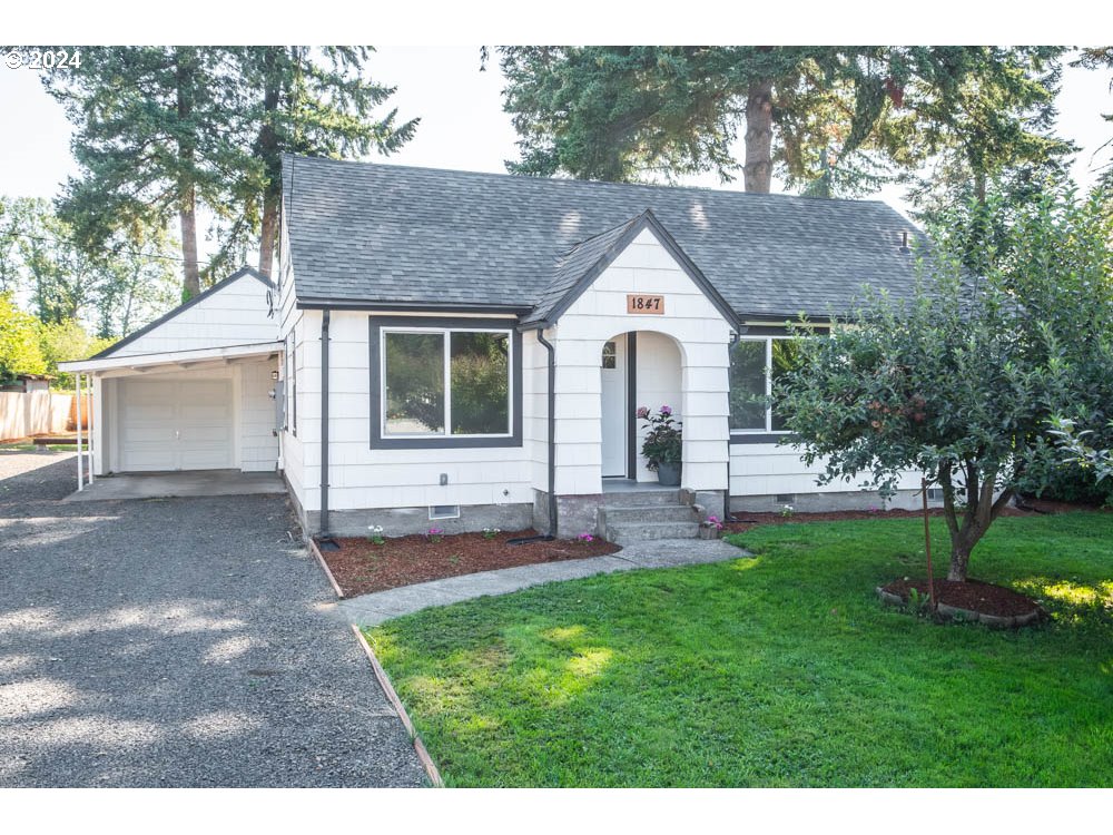 12th Ave, Sweet Home, OR 97386 #1