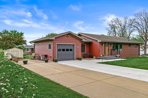1005 Pleasant Ave, Arcadia, WI, 54612-1708 | Card Image