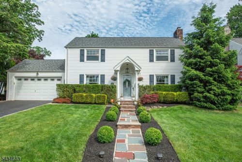 34 Coolidge Ave, West Caldwell, NJ, 07006-7810 | Card Image