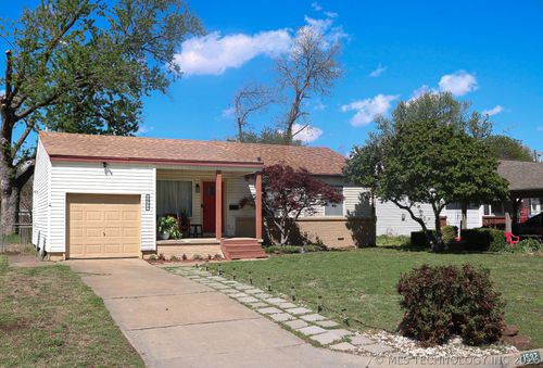 1537 E 50th St, Tulsa, OK, 74105-4811 | Card Image