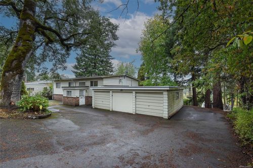 4667 Mcquillan Rd, Courtenay, BC, V9N3T6 | Card Image
