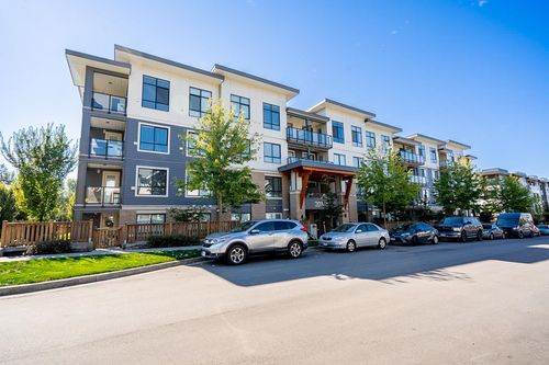318-20356 72b Ave, Langley, BC, V2Y4J9 | Card Image
