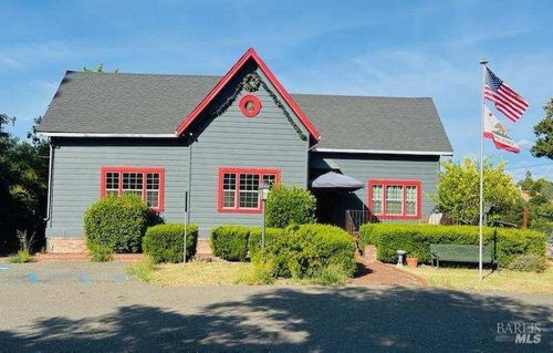 530 N Coverdale Boulevard, Cloverdale, CA, 95425 | Card Image