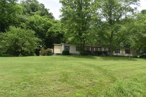 33 Nascar Ln, Pleasant Shade, TN, 37145-3352 | Card Image