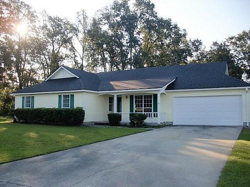 4426 Wood Hollow Cir, Valdosta, GA, 31605-6625 | Card Image