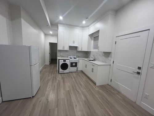 8-8016 Annis Rd, Chilliwack, BC, V2P6H3 | Card Image