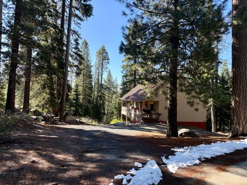 57464 Crest Dr, Springville, CA, 93265-9504 | Card Image