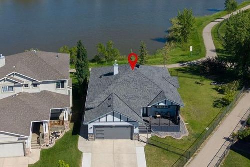 124 W Creek Glen, Chestermere, AB, T1X1P8 | Card Image