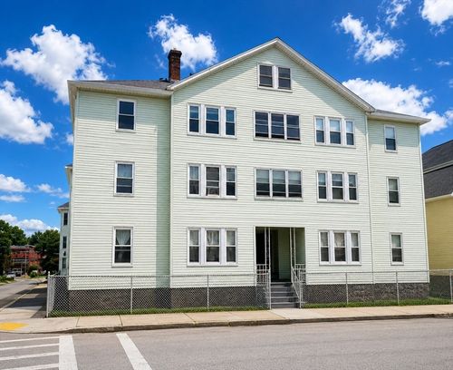 18 Caprera Rd, Worcester, MA, 01604-1631 | Card Image