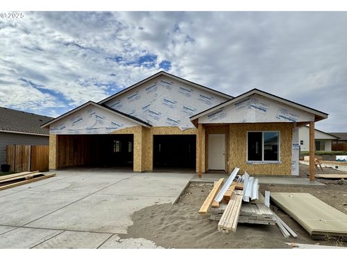 484 Arthur St, Umatilla, OR, 97882-0019 | Card Image