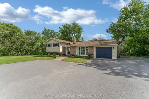 3519 Princess St, Westbrook, ON, K7P3A7 | Card Image