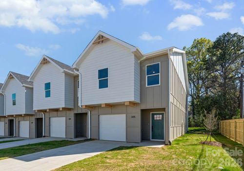 3119 Hatty Place, Charlotte, NC, 28216 | Card Image