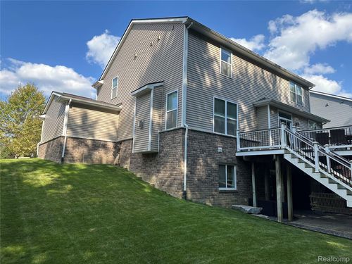 58143 Sunflower Cir S, New Hudson, MI, 48165-8026 | Card Image