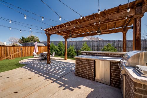 5909 Fremont Dr, Mckinney, TX, 75071-6243 | Card Image