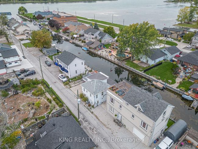 42 Wahneta Ave, House other with 4 bedrooms, 2 bathrooms and 2 parking in Lasalle ON | Image 26