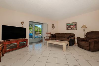 105 - 4770 Nw 21st St, Condo with 1 bedrooms, 1 bathrooms and null parking in Lauderhill FL | Image 2