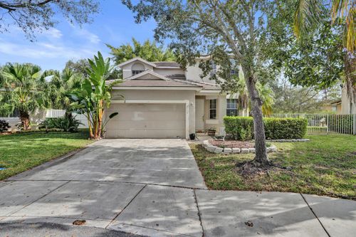 2389 Nw 162nd Ter, Pembroke Pines, FL, 33028-1703 | Card Image