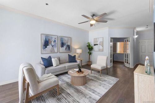 1109-640 Camino De La Reina, San Diego, CA, 92108 | Card Image