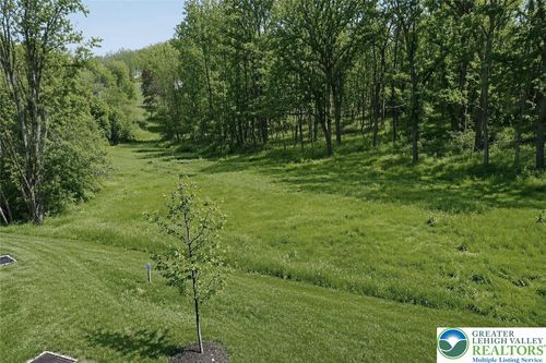 2612 Saddleback Ln, BETHLEHEM, PA, 18015 | Card Image