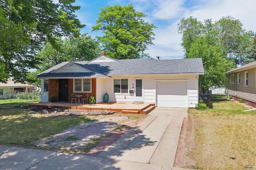 2746 W Saint Anne St, rapid city, SD, 57702-4272 | Card Image