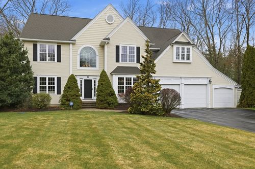 20 Huckleberry Rd, Hopkinton, MA, 01748-1055 | Card Image
