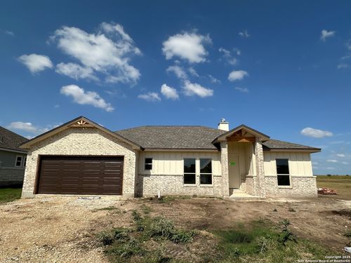 720 N Dickson St, Poth, TX, 78147 | Card Image