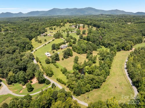 205 Arlys Ln, Tryon, NC, 28782-5617 | Card Image