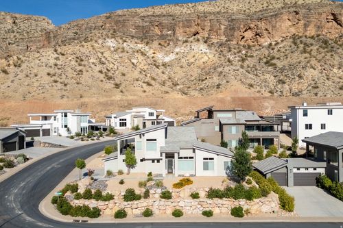 458 N 200 E, La Verkin, UT, 84745-1208 | Card Image