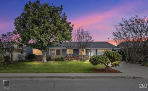 416 River Oaks Dr, Bakersfield, CA, 93309 | Card Image