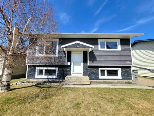 9406 81 Avenue, Home with 4 bedrooms, 2 bathrooms and 2 parking in Grande Prairie AB | Card Image