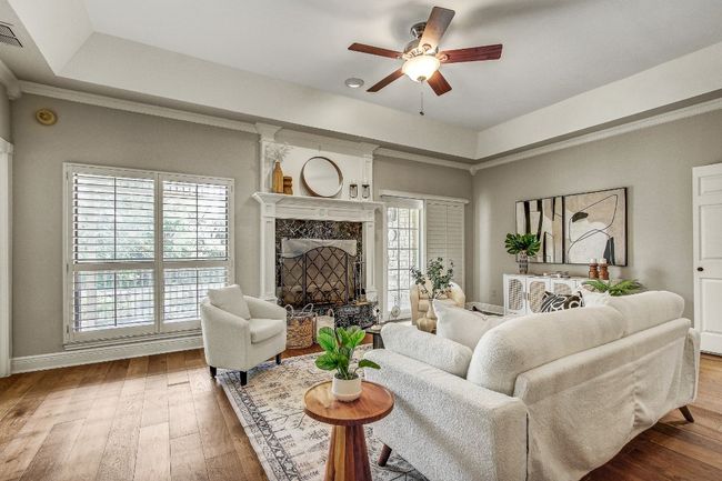 36 Cottondale Rd, House other with 4 bedrooms, 3 bathrooms and 4 parking in The Hills TX | Image 4