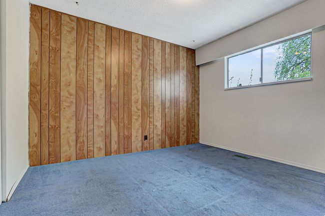 11735 210 St, House other with 5 bedrooms, 2 bathrooms and 4 parking in Maple Ridge BC | Image 13