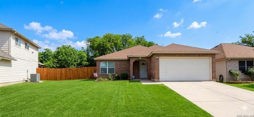 5715 Lovett Oaks, San Antonio, TX, 78218-6068 | Card Image
