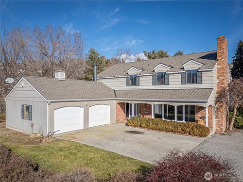 2328 Easy St, Wenatchee, WA, 98801-9010 | Card Image