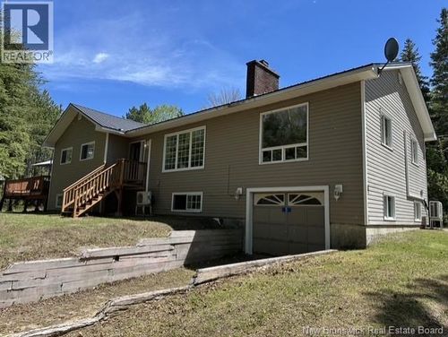 5 Ray St, Doaktown, NB, E9C1G5 | Card Image