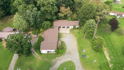 131 Mclafferty Rd, Fenelton, PA, 16034-9736 | Card Image