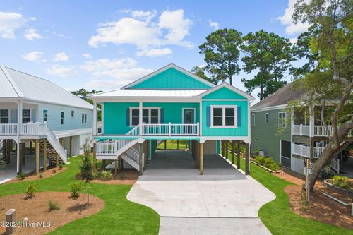 108 Ne 41st St, Oak Island, NC, 28465-5437 | Card Image